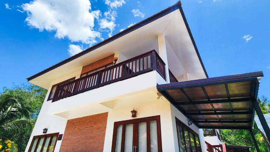 Baan Bhuwann Holiday Apartment – Koh Phangan